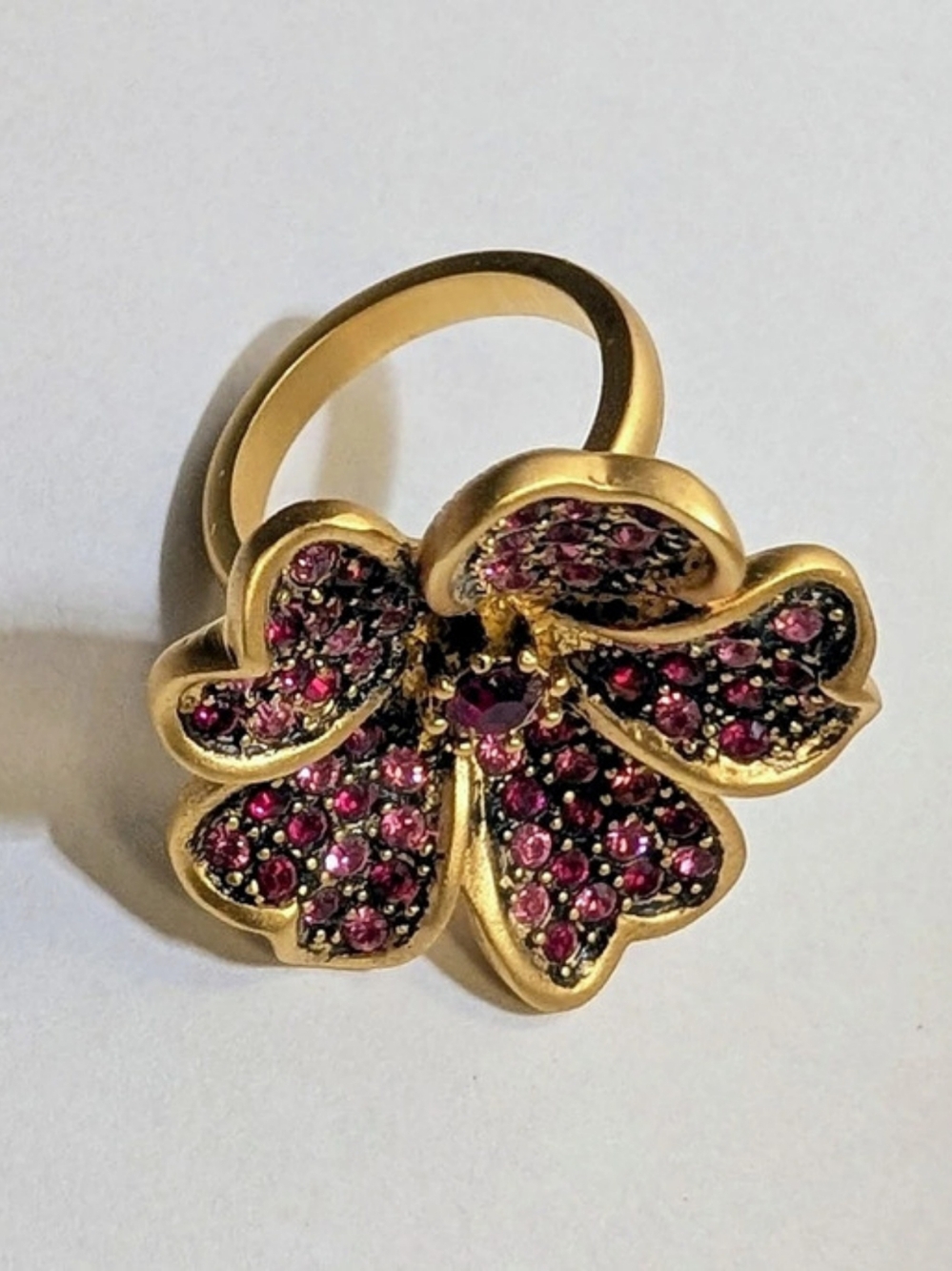Swarovski Idyllia Flower Cocktail Ring Gold-Tone Floral Ring in Purple Size 7